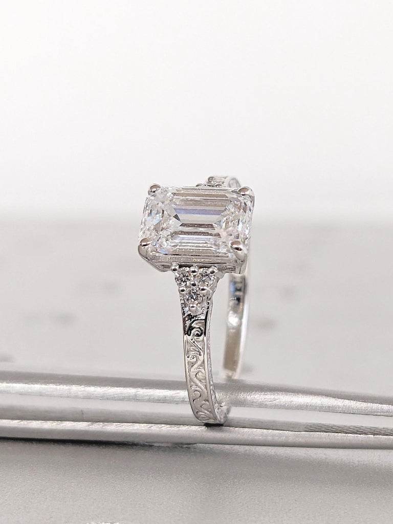 Unique Lab Diamond Ring, Vintage Engagement Ring, 14k White Gold Statement Ring, 1.5ct Emerald Cut Diamond Ring, Cluster Ring, Gift for Wife