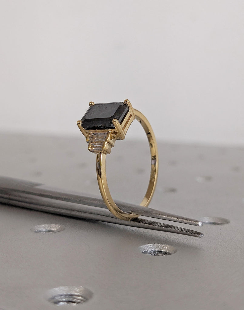 Vintage Salt and Pepper Diamond Engagement Ring, Dainty 18k Solid Gold Emerald Cut, Baguette Ring, Multi Stone Ring, Unique Anniversary Ring