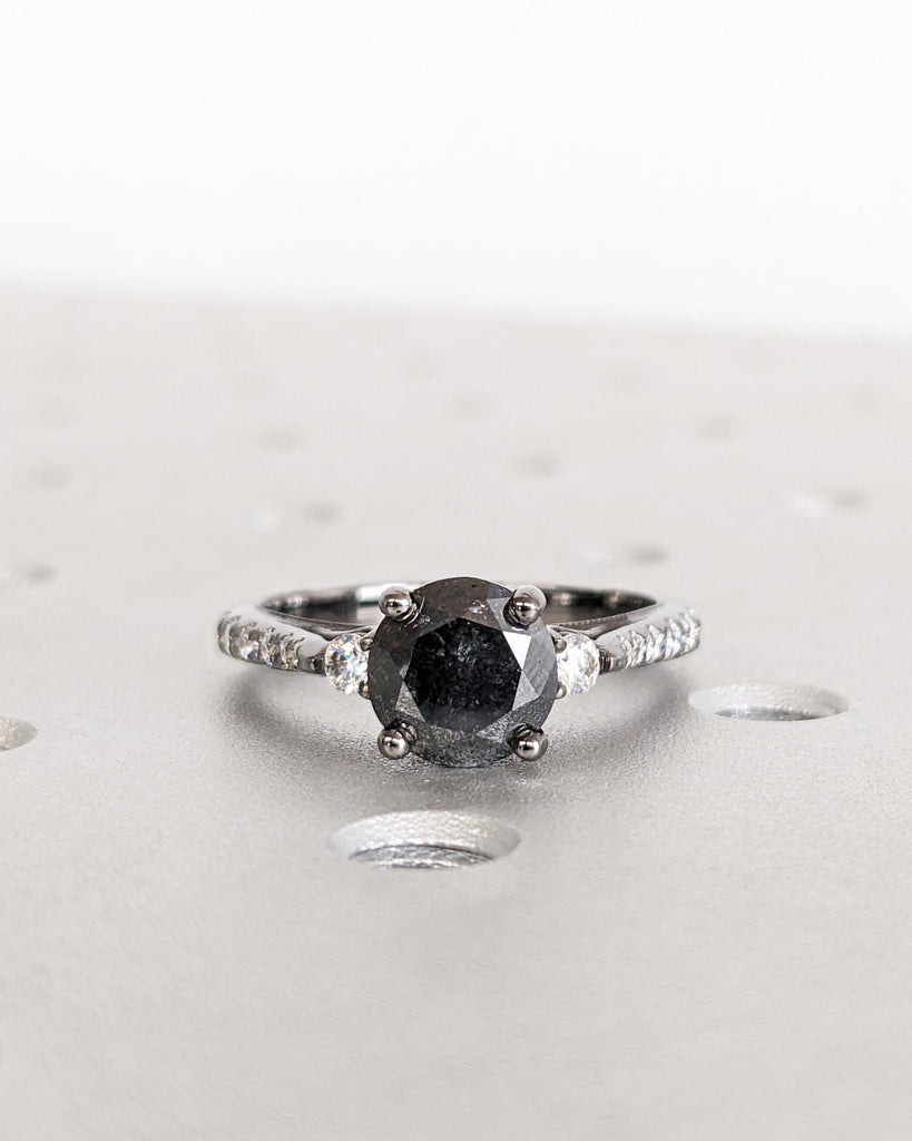 Unique Salt and Pepper Engagement Ring | Round Cut Vintage Engagement Ring | Two Tone Gold Diamond Ring | Black Yellow Rose White Solid Gold