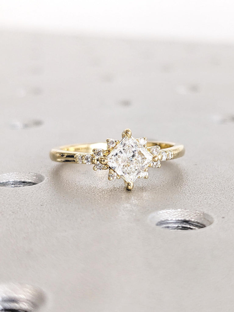 Lab Grown Diamond Engagement Ring, 14k Solid Gold Anniversary Ring, Princess Cut Ring, Unique Starburst Diamond Cluster Ring, Gift for Wife