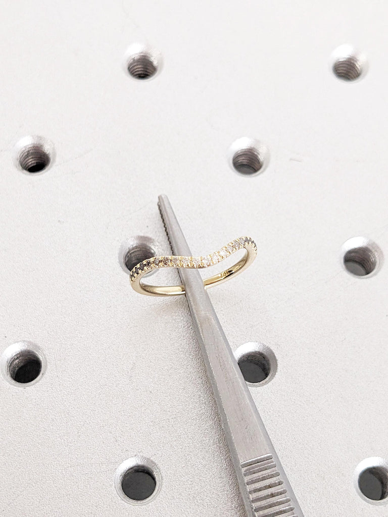 Curved Wedding Band, Dainty 14k Gold Stacking Ring for Women, Matching Ring, Wedding Band Women, Anniversary Gift, Unique Ombre Diamond Band