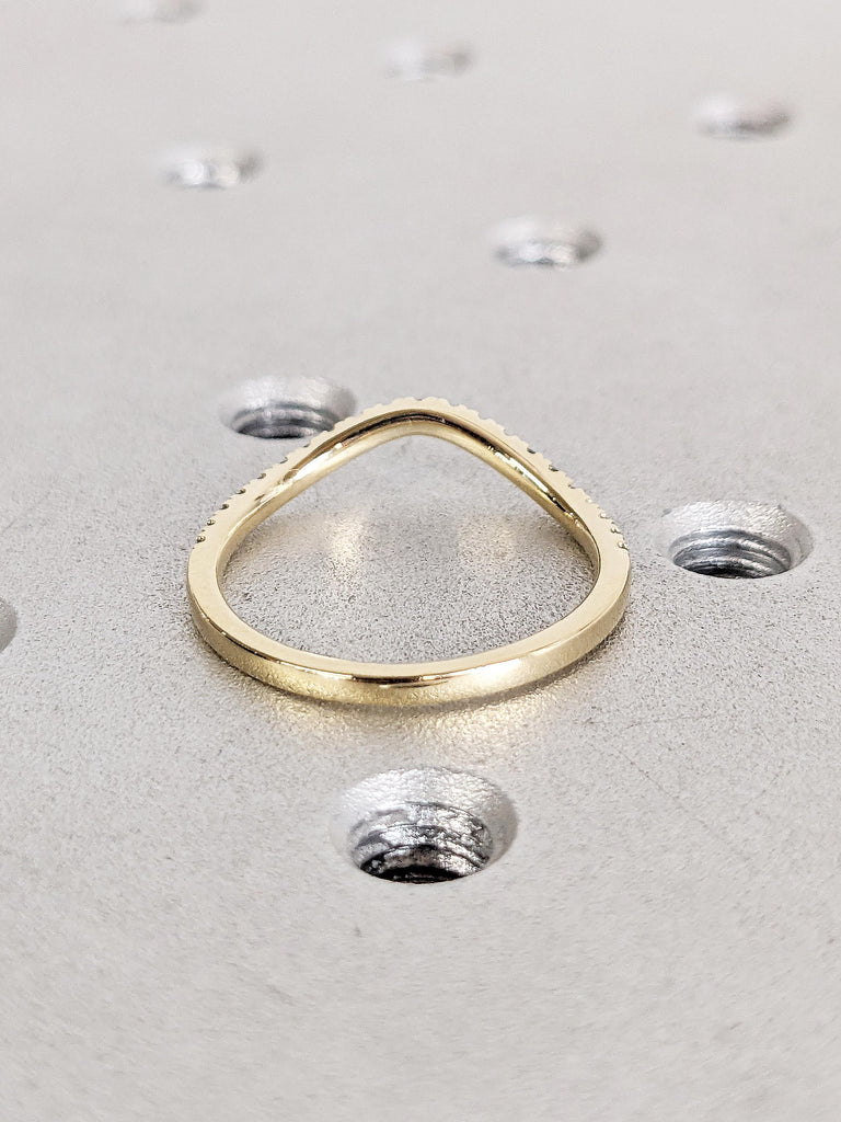 Curved Wedding Band, Dainty 14k Gold Stacking Ring for Women, Matching Ring, Wedding Band Women, Anniversary Gift, Unique Ombre Diamond Band