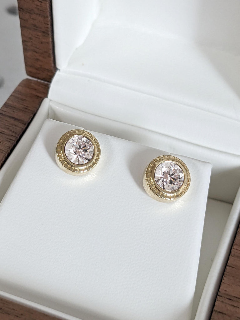 0.5-2.5CT Diamond Stud Earring | Round Lab Grown Diamond Solitaire Earrings | 14k 18k Yellow Gold Everyday Earrings | Woman Bridal Earrings