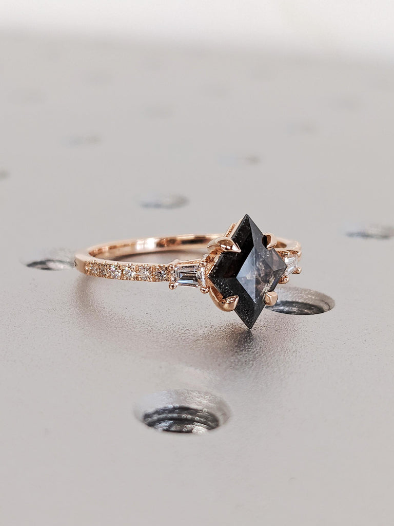 Unique Kite Rhombus Cut Salt and Pepper Diamond Engagement Ring, 14K Solid Rose Gold White Diamond Pavé Band, Raw Salt & Pepper Bridal Set