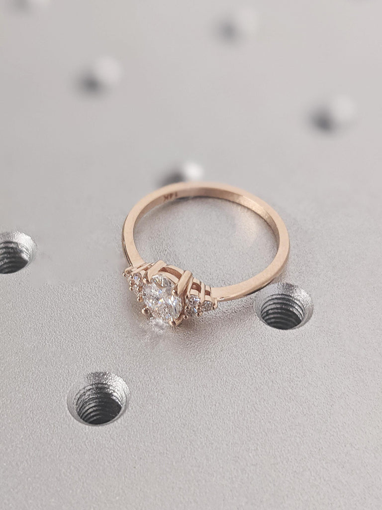 Art Deco Oval Cut Moissanite Women's Wedding Ring, Classic 14K Solid Yellow Gold White Diamond Engagement Ring, Unique Diamond Cluster Ring