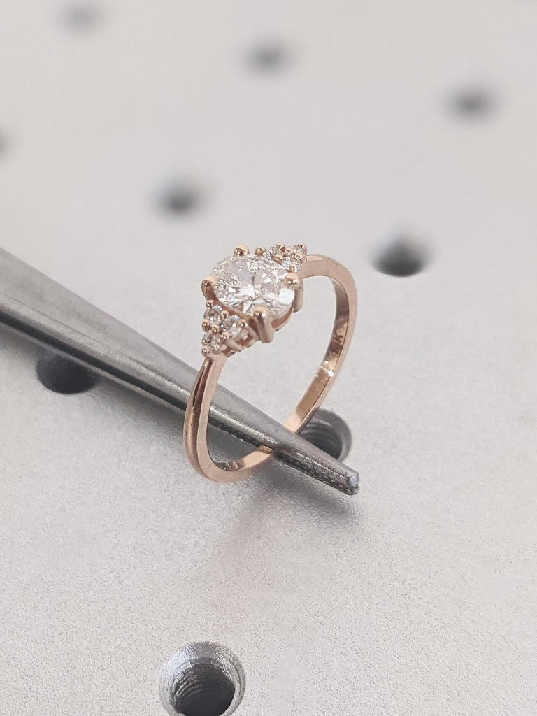 Art Deco Oval Cut Moissanite Women's Wedding Ring, Classic 14K Solid Yellow Gold White Diamond Engagement Ring, Unique Diamond Cluster Ring