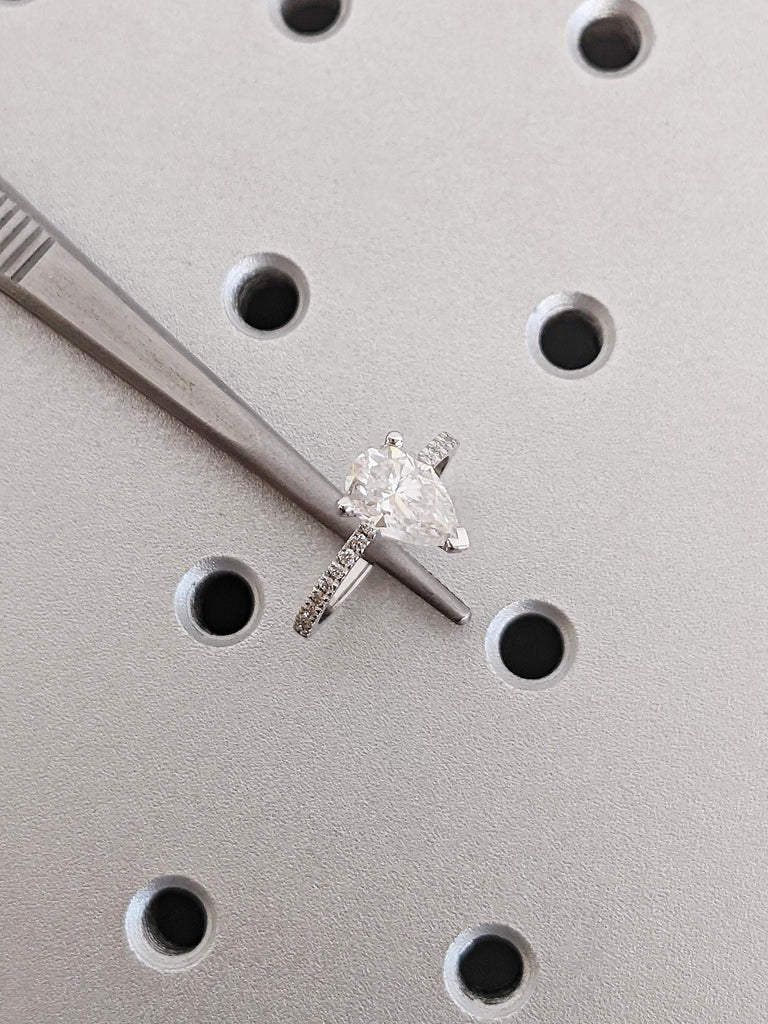 18K White Gold Vintage Lab Grown Diamond Engagement Ring, Pear Cut Diamond Pavé Wedding Band, Bridal Jewelry image #7