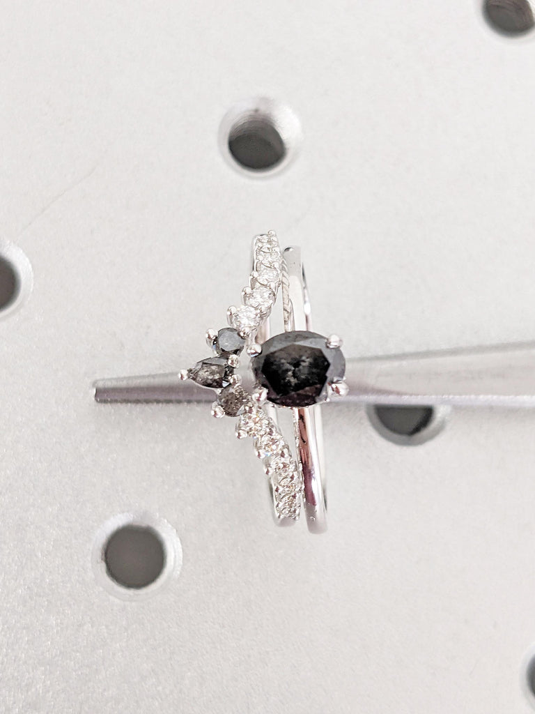 Vintage Salt and Pepper Diamond Ring, 18k/14k Gold Ring Set, Moissanite and Diamond Engagement Ring, Wedding Anniversary Ring, Oval Cut Ring