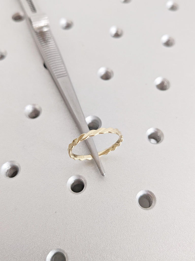 Infinity Twisted Gold Ring: Minimalist Loop Band, Women’s Wedding and Engagement Band