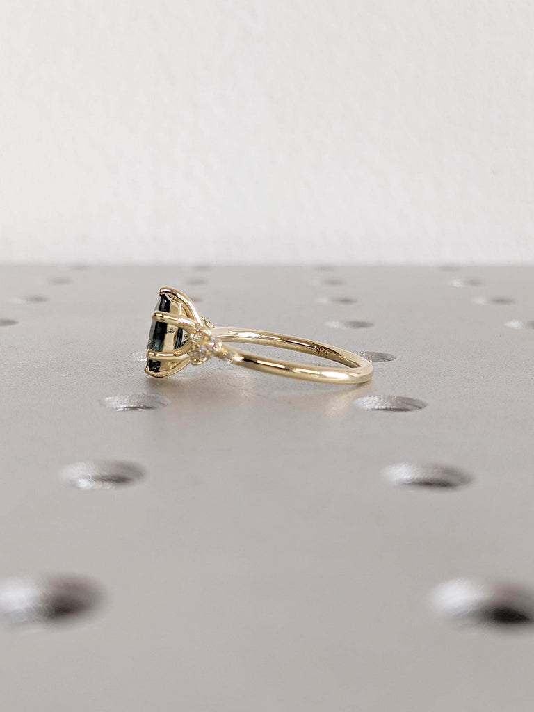 1.5ct Peacock Sapphire Ring, Oval Engagement Ring, Art Deco 14k Yellow Gold Diamond Cluster Anniversary Ring, Montana Sapphire Gemstone Ring
