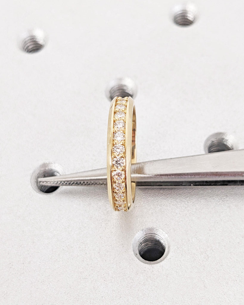 Channel Setting Wedding Ring, 4mm Wedding Band Men, Wedding Band Women, Moissanite or Diamond Eternity Ring, Yellow Rose White Gold Platinum