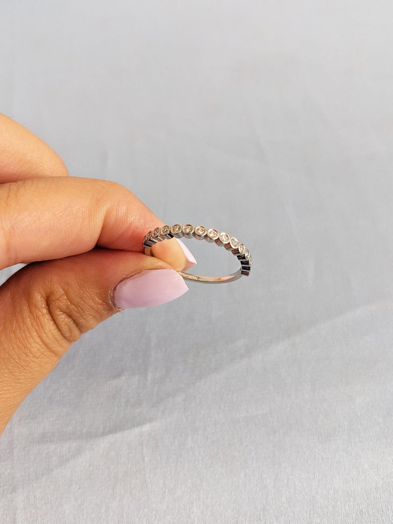 Diamond Stacking Ring, Platinum Wedding Ring, Unique Women's Wedding Bands, Round Diamond Ring, Bezel Set Ring, Moissanite Matching Ring