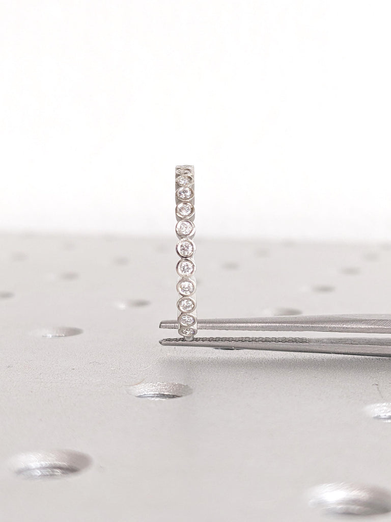 Diamond Stacking Ring, Platinum Wedding Ring, Unique Women's Wedding Bands, Round Diamond Ring, Bezel Set Ring, Moissanite Matching Ring