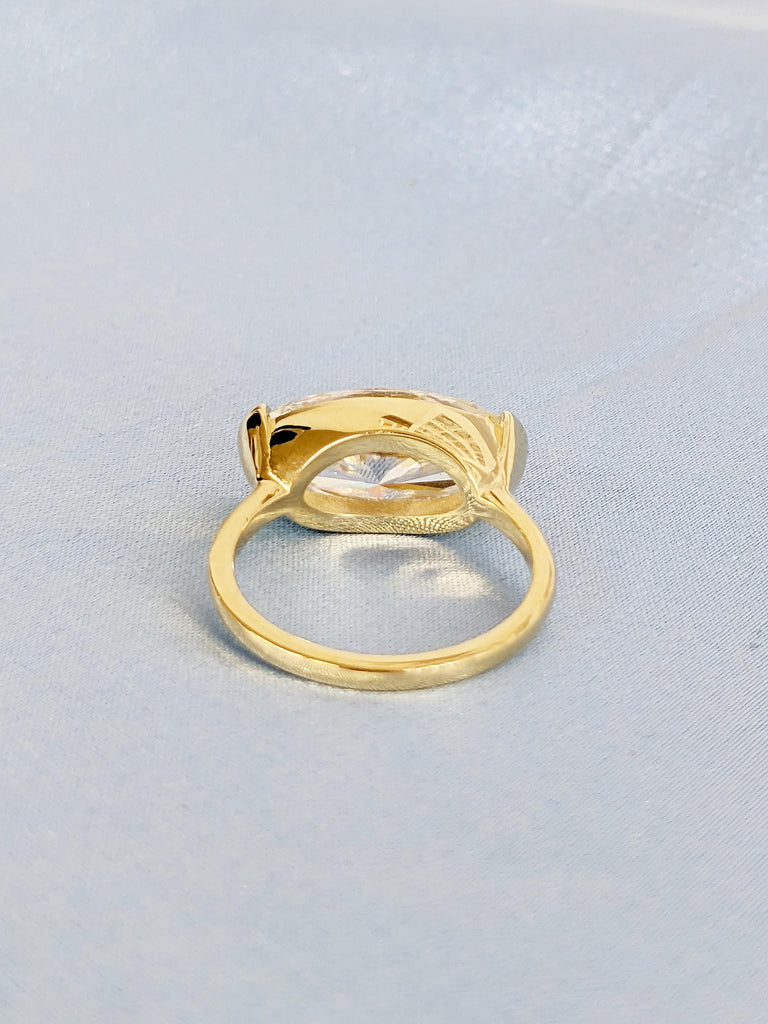 Lab Grown Diamond Ring, Half Bezel 14k Gold Engagement Ring, East West Ring, Elongated Oval Diamond Ring, Solitaire Ring, Statement Ring
