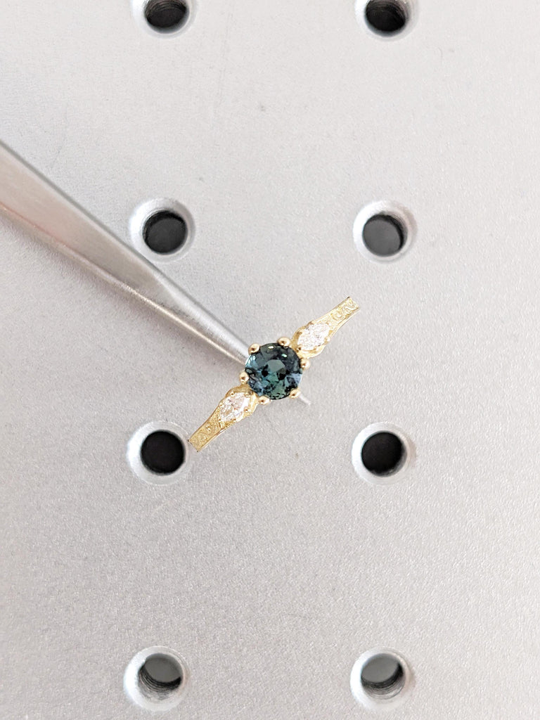 14K Yellow Gold Round Montana Sapphire Engagement Ring | Unique Three Stone Diamond Accents | Vintage Filigree Bridal Band | Wedding Ring