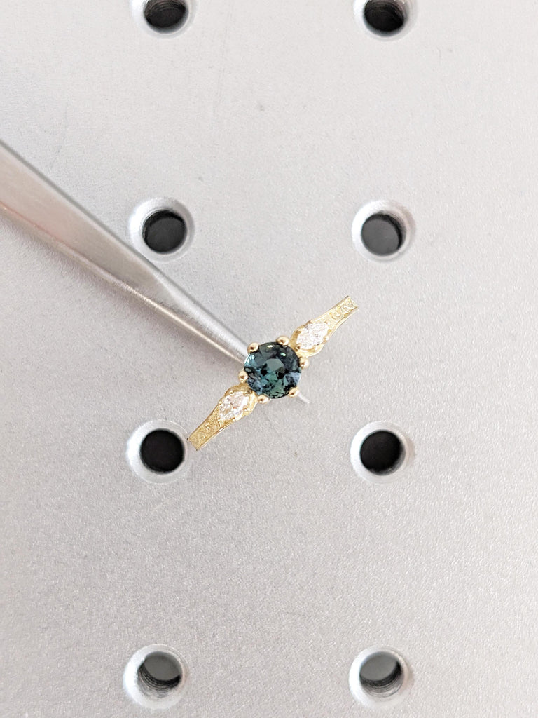 14K Yellow Gold Montana Sapphire Ring: Round Cut, Three Stone Diamond Accents, Vintage Filigree Band