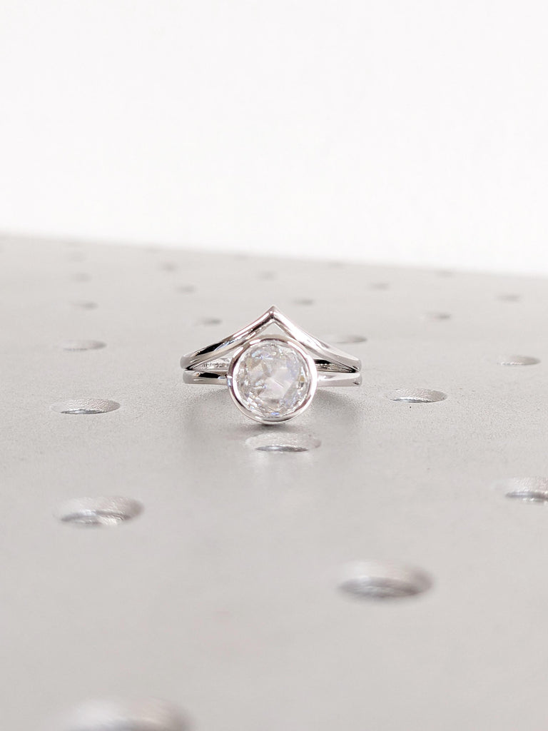 Bridal Ring Set, 14k White Gold Engagement Ring Set, Rose Cut Moissanite Ring, Bezel Ring