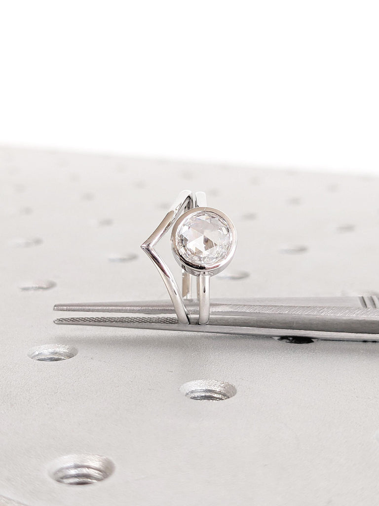 Minimalist Wedding Ring Set, V shaped Stackable Ring, Rose Cut Diamond Ring