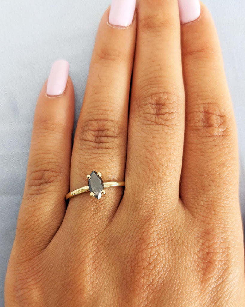 0.5-1.5ct Salt and Pepper Diamond Marquise Ring / 14K Yellow Gold Engagement Ring Set / Bridal Wedding Ring Set / Anniversary Gift for Women