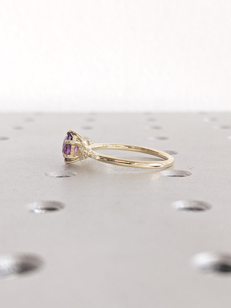 Vintage Round Alexandrite Engagement Ring, 14K Solid Gold Ring, Unique Snowdrift Diamond Cluster Promise Ring, Art Deco Lab Alexandrite Ring