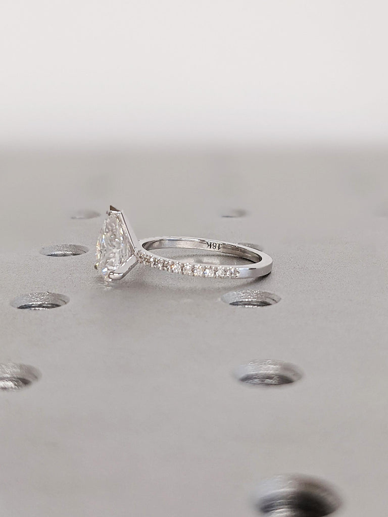 Vintage 18K Solid White Gold Lab Diamond Engagement Ring, Pear Cut Diamond Ring, Dainty Pavé White Diamond Wedding Band, Anniversary Ring