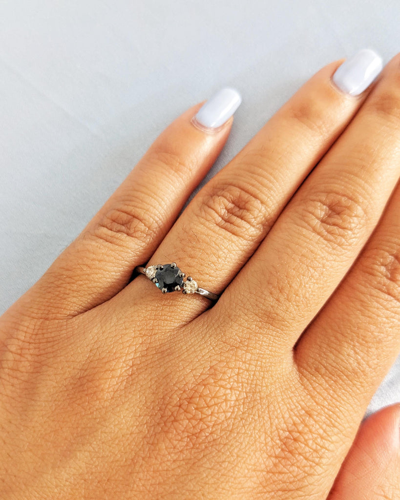 Peacock Sapphire Promise Ring Gold, Round Cut Engagement Dainty Sapphire Ring, Art Deco Ring, Green Gemstone Statement Ring Anniversary Gift