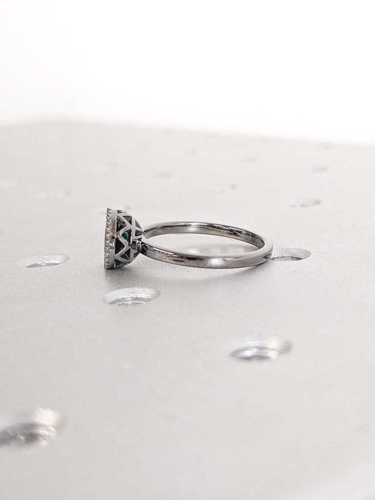 Solitaire Ring, Lab Emerald Ring, Milgrain 14k Black Gold Bezel Set Ring, Vintage Engagement Ring