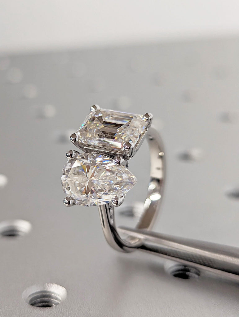 18K Solid White Gold Toi Et Moi Engagement Ring, Double Pear and Emerald Cut Moissanite Stones, Elegant White Diamond Wedding Band