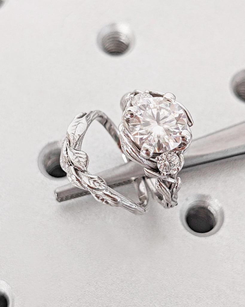 Nature Wedding Ring Set for Women, Round Moissanite Engagement Ring Set, White Gold Leaf Twig Branch Bridal Ring Set, Alternative Bridal Set