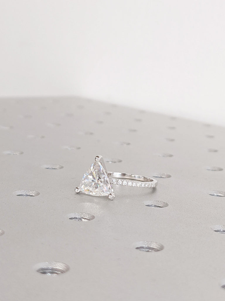IGI Certified Lab Grown Diamond Engagement Ring | 14K Gold Solitaire Lab Diamond Wedding Ring | Modern Prong Setting with Delicate Pave Band