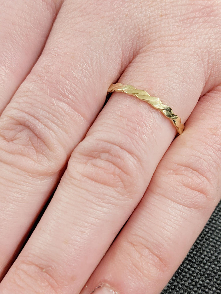 Infinity Twisted Gold Ring: Minimalist Loop Band, Women’s Wedding and Engagement Band