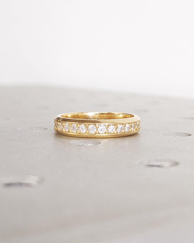 Channel Setting Wedding Ring, 4mm Wedding Band Men, Wedding Band Women, Moissanite or Diamond Eternity Ring, Yellow Rose White Gold Platinum