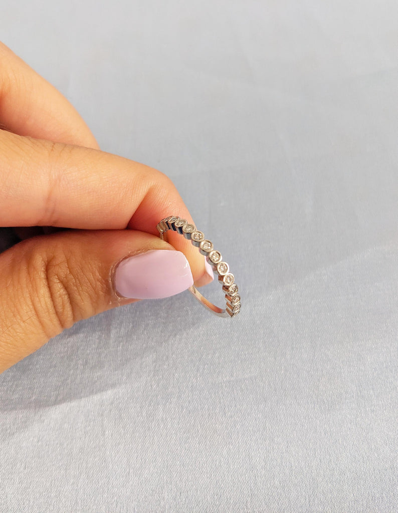 Diamond Stacking Ring, Platinum Wedding Ring, Unique Women's Wedding Bands, Round Diamond Ring, Bezel Set Ring, Moissanite Matching Ring