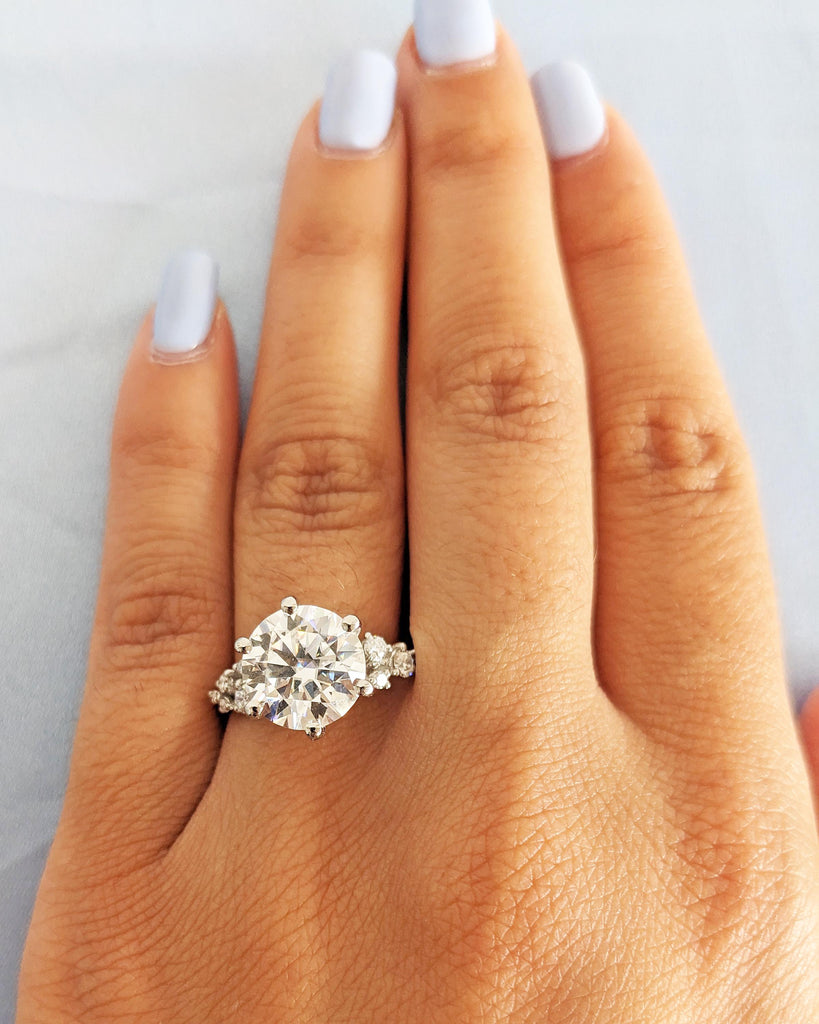 Round Moissanite Ring, Vintage Moissanite Engagement Ring Platinum, Unique Snowdrift 6 Prong Engagement Ring, Diamond Wedding Ring for Women