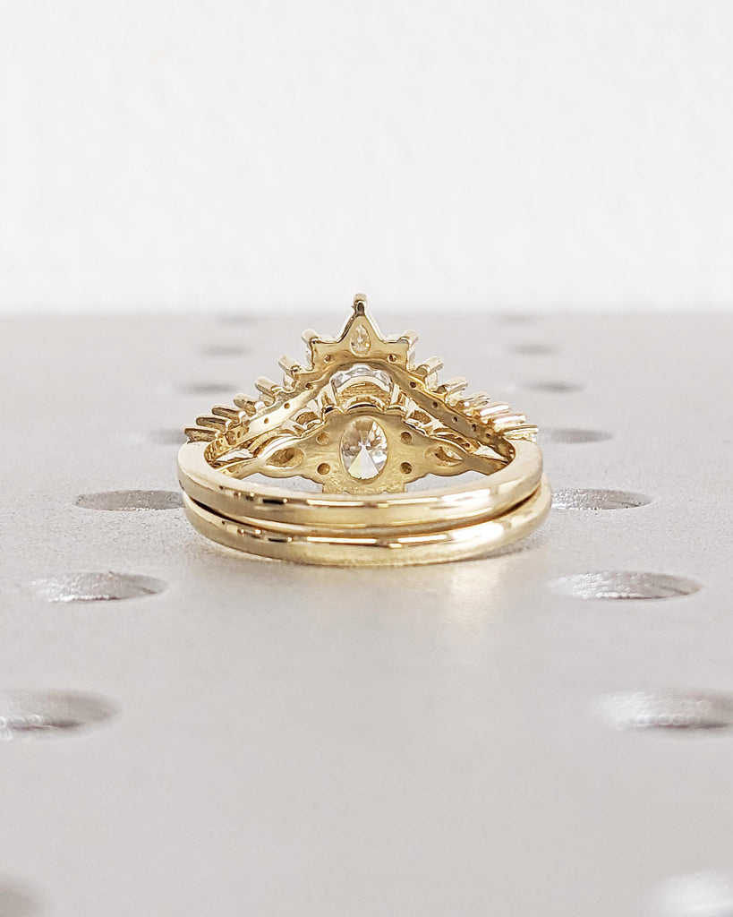 Oval Moissanite Engagement Ring Set, Vintage Yellow Gold Bridal Set, Unique Pear Moissanite Cluster Ring, Tiara Crown Band Wedding Set Women