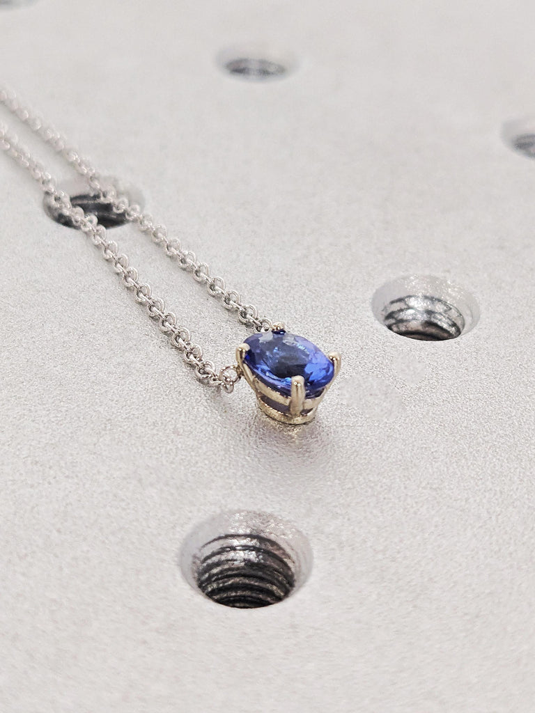 Oval Cut Tanzanite Necklace, 14K Solid White Gold Violet Blue Tanzanite Pendant, December Birthstone Jewelry, Rare Gemstone Gift for Her