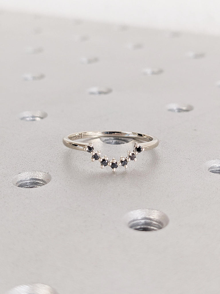 Curved Wedding Band, 14k White Gold Ring, Anniversary Band, Vintage Wedding Band, Black Diamond Ring for Women, Personalized Wedding Ring