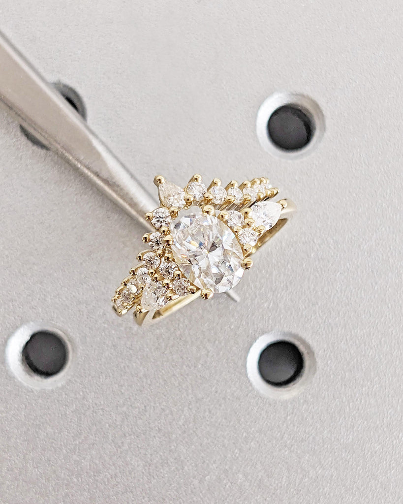 Vintage 14K Yellow Gold Oval Moissanite Engagement Ring Set, Unique Pear Shape Diamond Cluster Stacking Ring, Luxury Custom Bridal Set Women