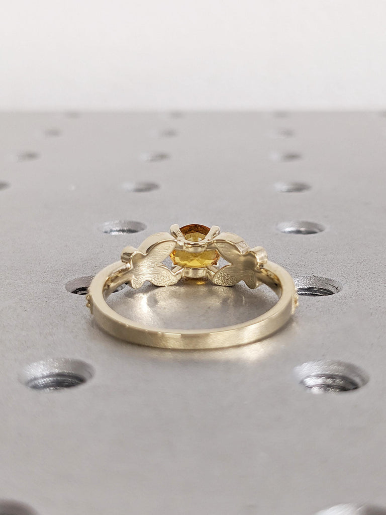 Vintage Round Cut Yellow Lab Sapphire Butterfly Milgrain Wedding Band, 14K Gold White Diamond Pavé Art Deco Ring