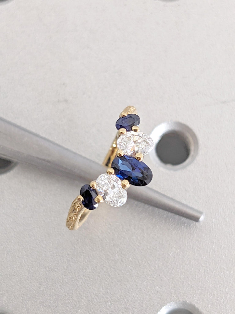 Sapphire Wedding Bands | Blue Sapphire Matching Ring | 18K Yellow Gold Ring | Oval Cut Lab Sapphire and Diamond Ring | Sapphire Jewelry Gift