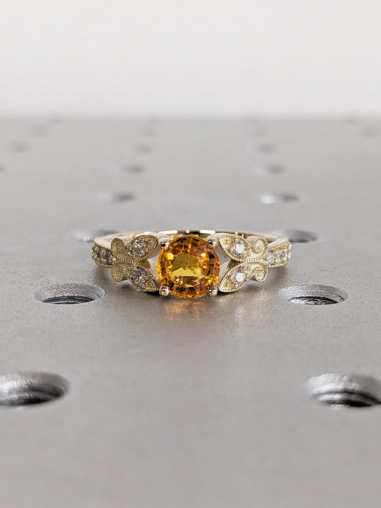 Vintage Round Cut Yellow Lab Sapphire Butterfly Milgrain Wedding Band, 14K Gold White Diamond Pavé Art Deco Ring