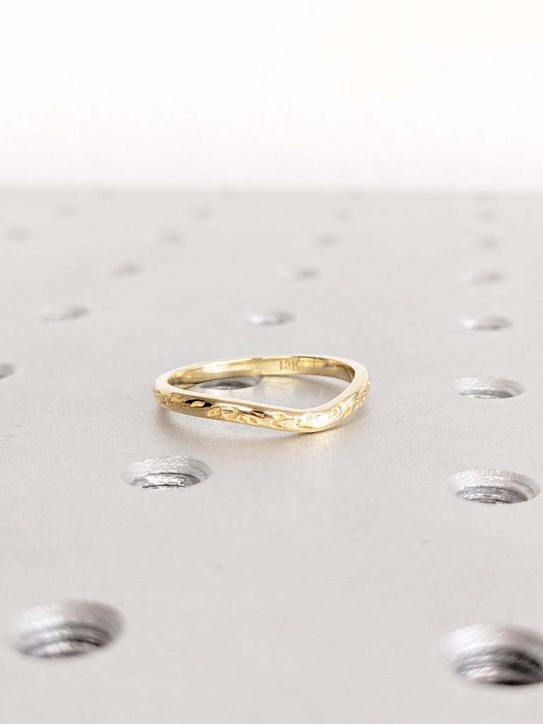 18K Yellow Gold Wedding Band, Stacking Ring for Women, Unique Matching Ring, Curved Wedding Band, Rings For Her, Anniversary Promise Ring
