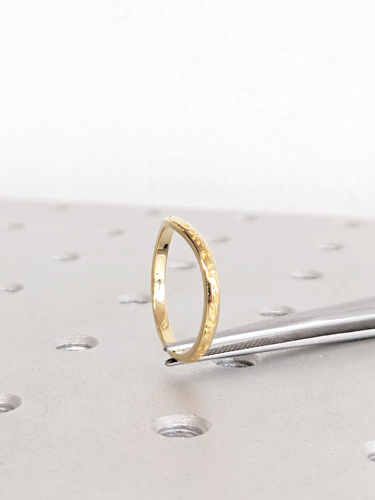 18K Yellow Gold Wedding Band, Stacking Ring for Women, Unique Matching Ring, Curved Wedding Band, Rings For Her, Anniversary Promise Ring