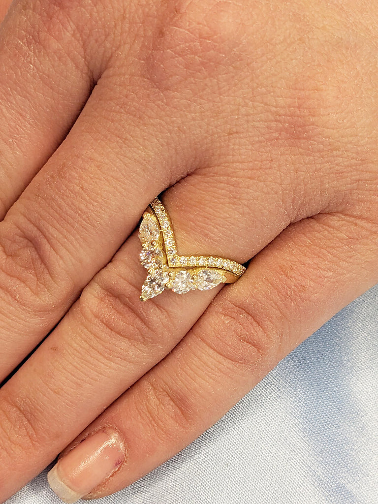 Diamond Wedding Band, 14k Solid Gold Ring, V Shaped Stacking Ring, Chevron Cluster Ring
