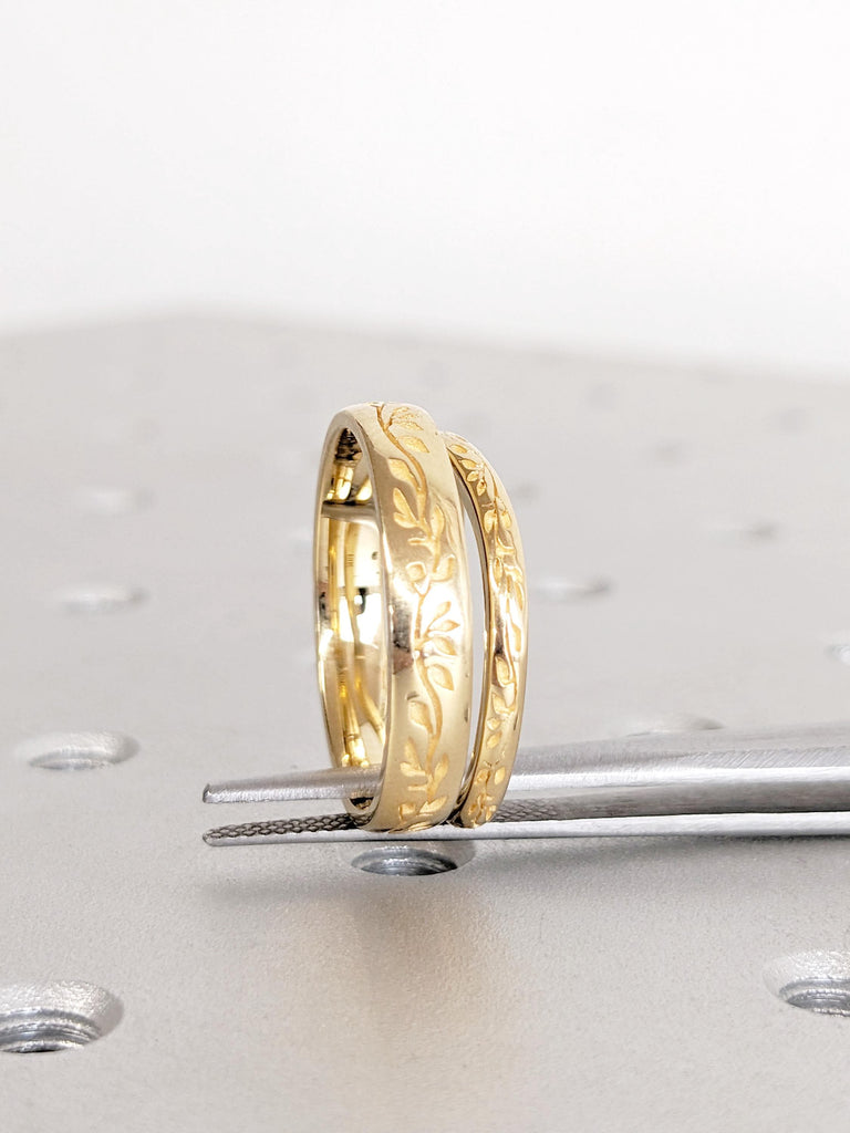 Unique Couple Ring Set, 18K Yellow Gold Ring Set, His and Her Ring, Wedding Band Set