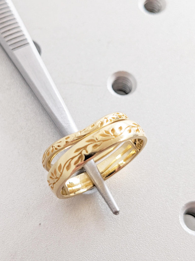 18K Yellow Gold Wedding Band, Couple Ring Set, Wedding Band Set, Unique Couple Ring, His and Her Ring, Promise Ring, Personalized Ring Gifts image #9