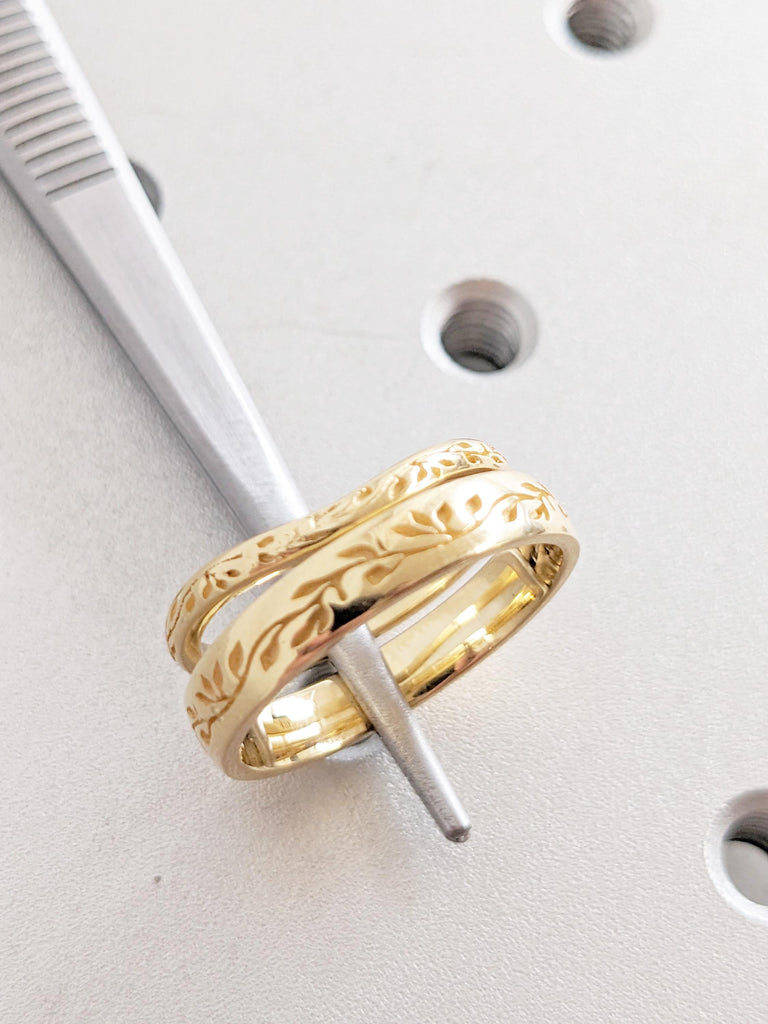 Unique Couple Ring Set, 18K Yellow Gold Ring Set, His and Her Ring, Wedding Band Set