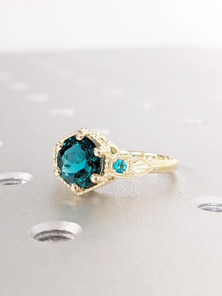 Lab Emerald Engagement Ring, Round Emerald Wedding Ring, Vintage Milgrain Emerald Ring in 14K Yellow Gold, Emerald Jewelry