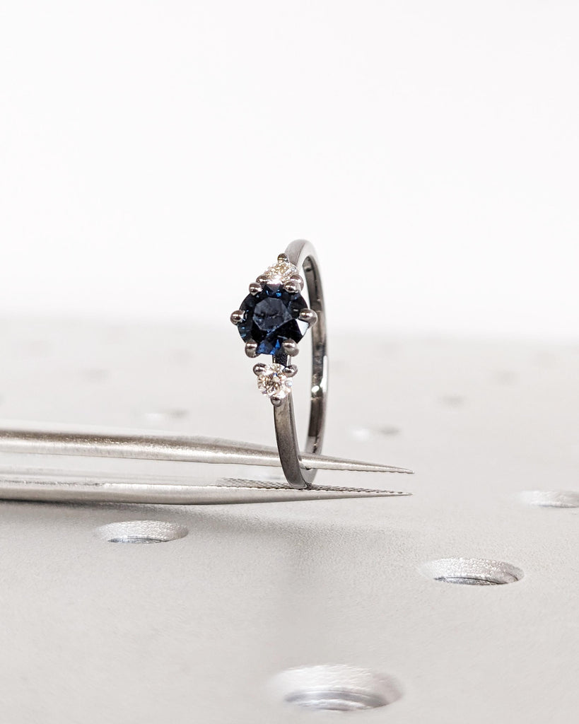 Peacock Sapphire Promise Ring • Round Cut Natural Sapphire • Blue Green Gemstone Ring • Sapphire and Diamond Dainty Ring • 14K Black Gold