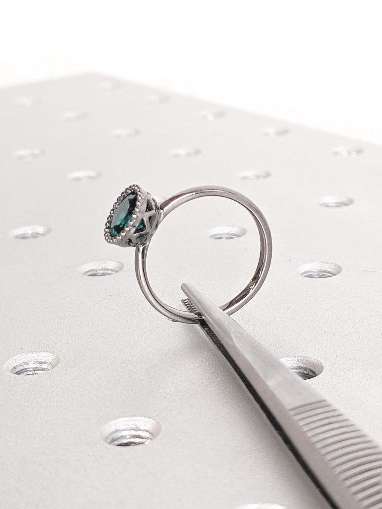 14k Black Gold Engagement Ring, Vintage Emerald Ring, Milgrain Anniversary Ring, May Birthstone Ring, Bezel Ring, Minimalist Promise Ring